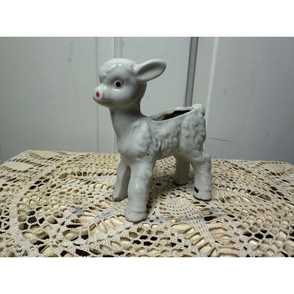 Vintage 50's Lamb Sheep Miniature Porcelain planter Vase - Picture 7 of 9